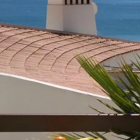 Ocean View, Old Town, Pool And Free Wi-fi! דירה *